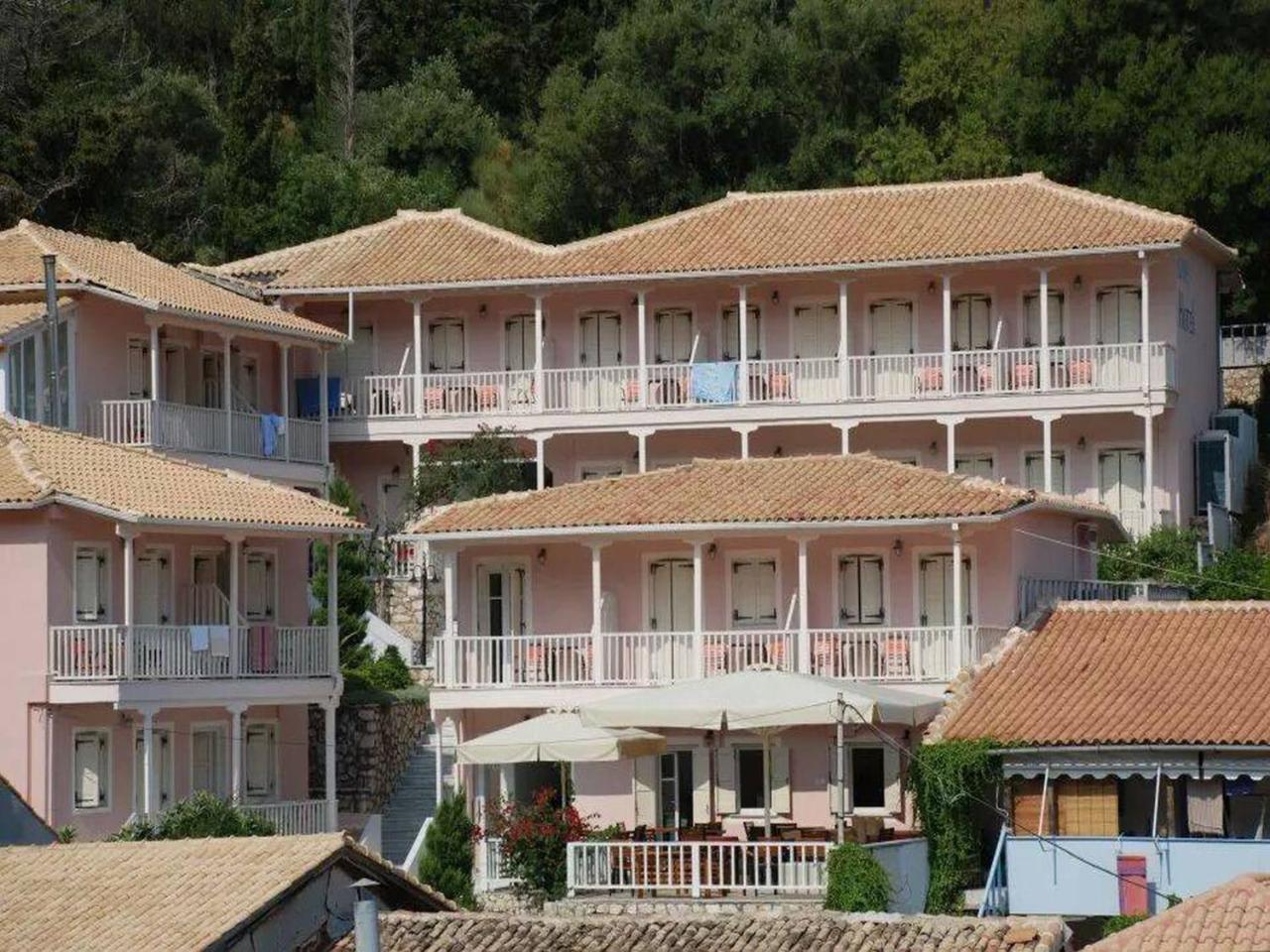 Ionis Hotel Áyios Nikítas 외부 사진