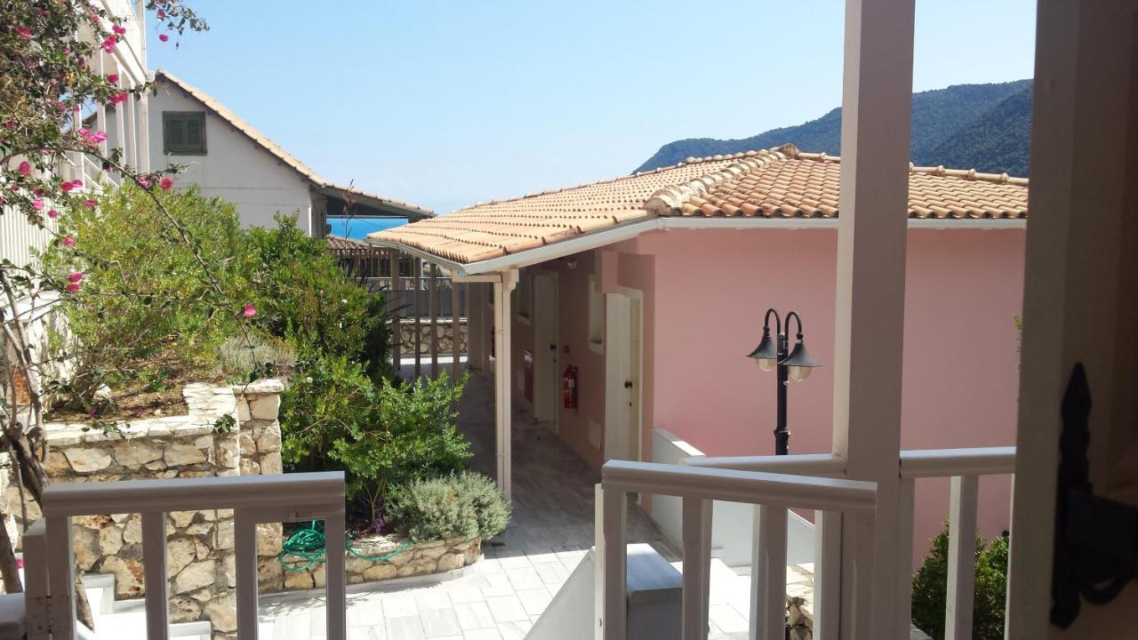 Ionis Hotel Áyios Nikítas 외부 사진